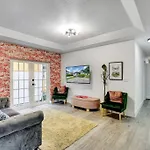 Modern Miami House 2Baths Design District In Mins
